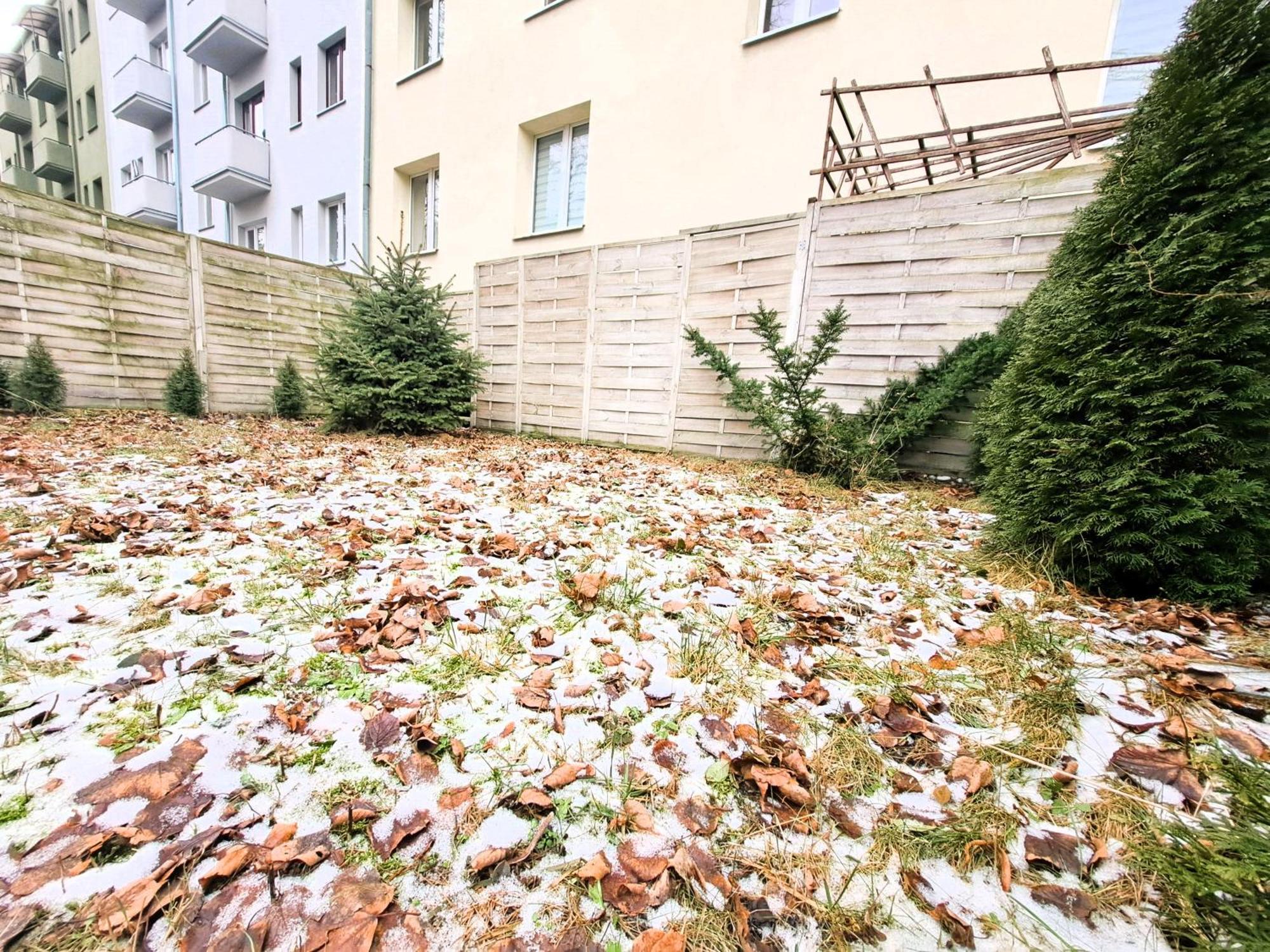 Apartament Z Ogrodem W Sercu Torunia Exterior foto