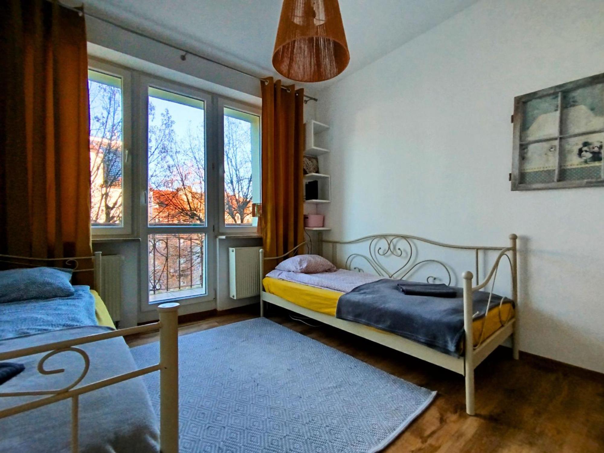Apartament Z Ogrodem W Sercu Torunia Exterior foto