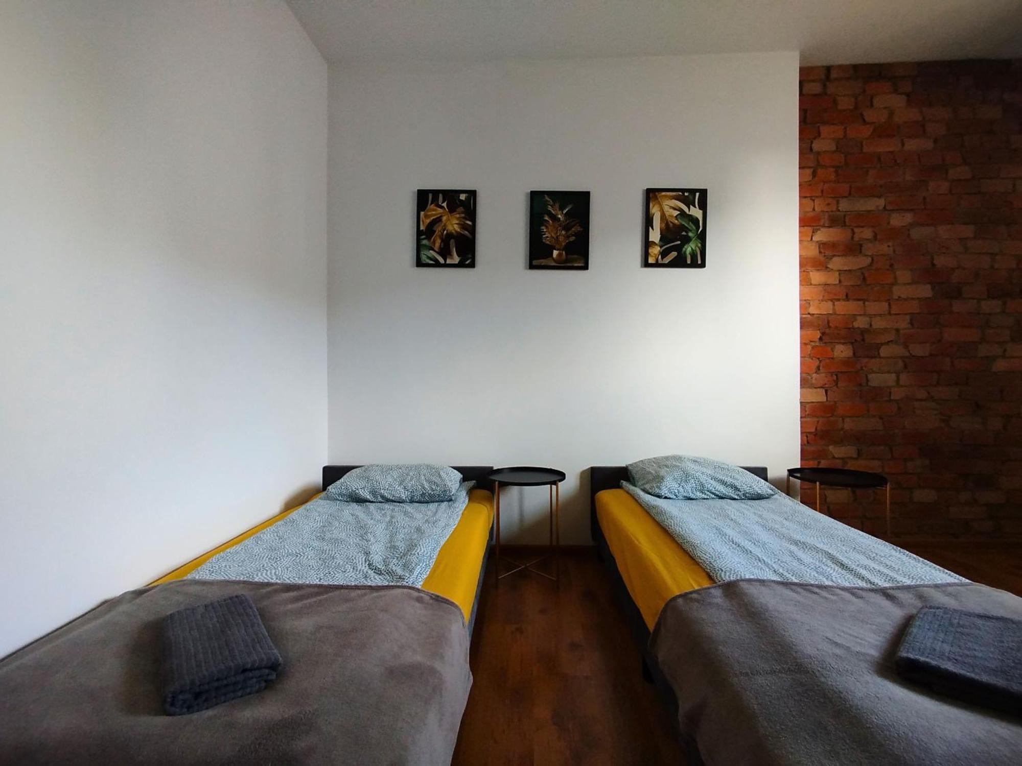 Apartament Z Ogrodem W Sercu Torunia Exterior foto